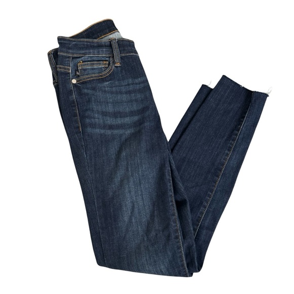 Judy Blue Dark Wash Jeans - Picture 1 of 8